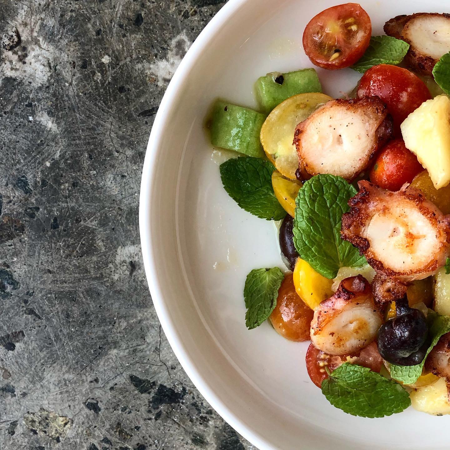 בית קפה 21 גרם בדובאי